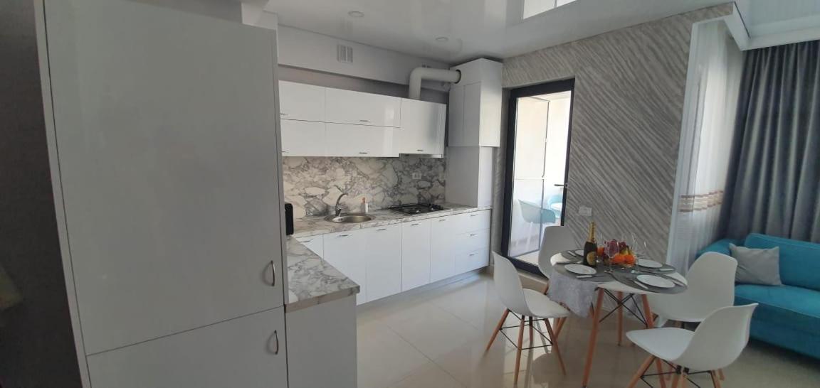 Mamaia Nord Seaside Apartment Нэводари Экстерьер фото